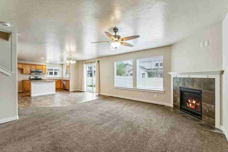 2914 W Sunny Cove St - Photo 7 of 44