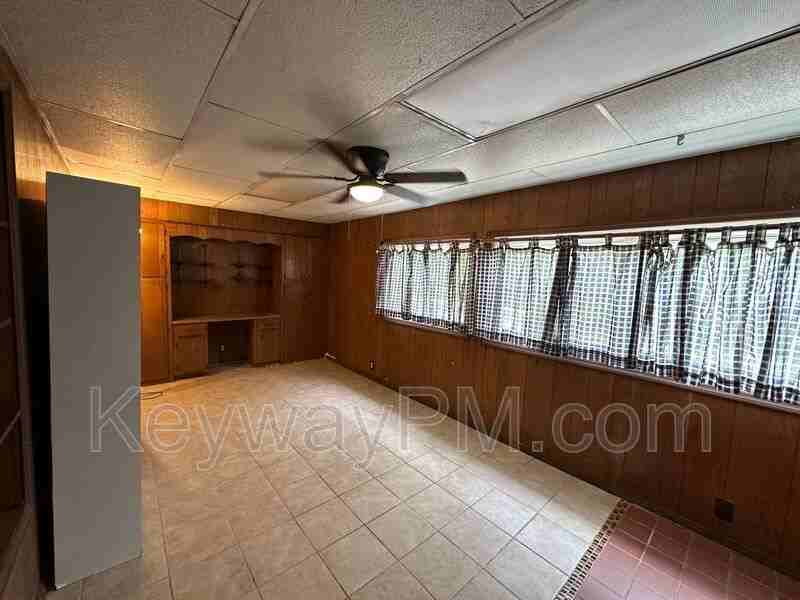 2423 Brentwood Pl - Photo 7 of 16