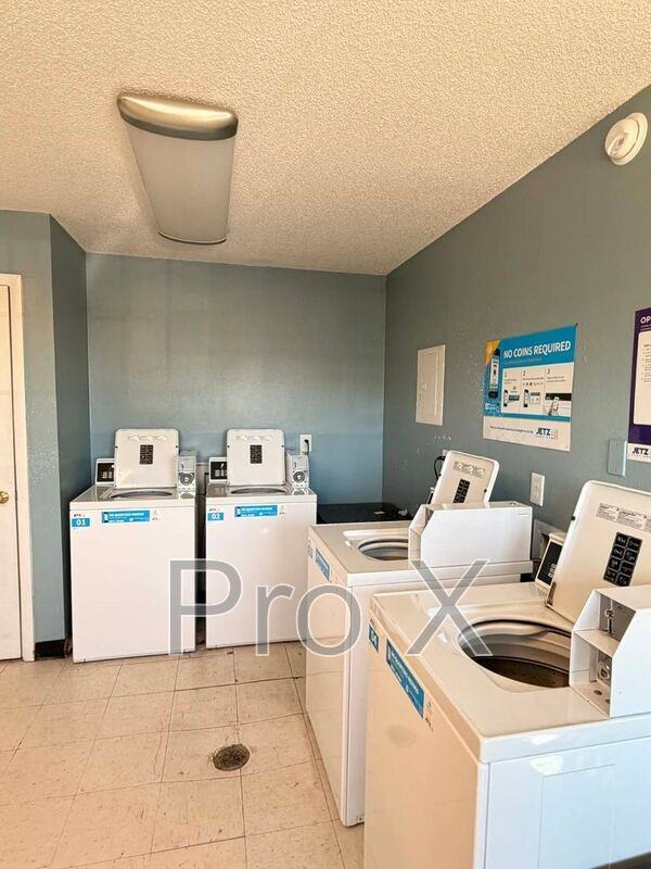 924 Goetz Blvd #16 - Photo 4 of 20