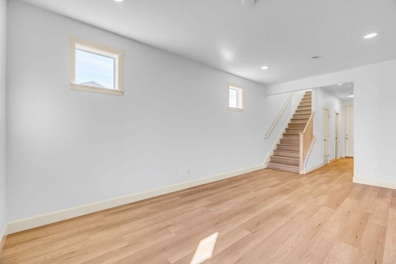 2115 Nw 17th Pl - Photo 5 of 34