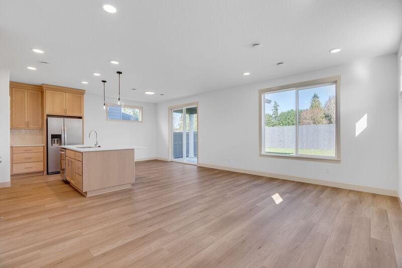 2115 Nw 17th Pl - Photo 6 of 34