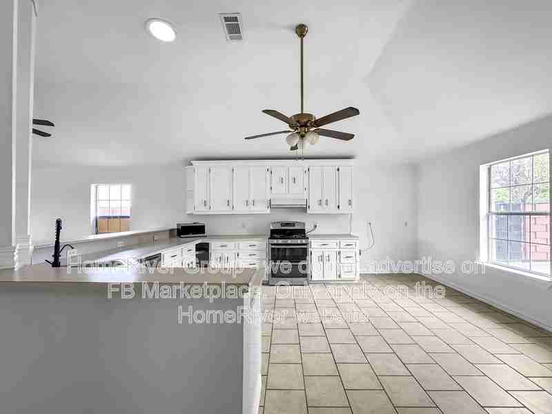 6307 Elam Rd - Photo 6 of 20