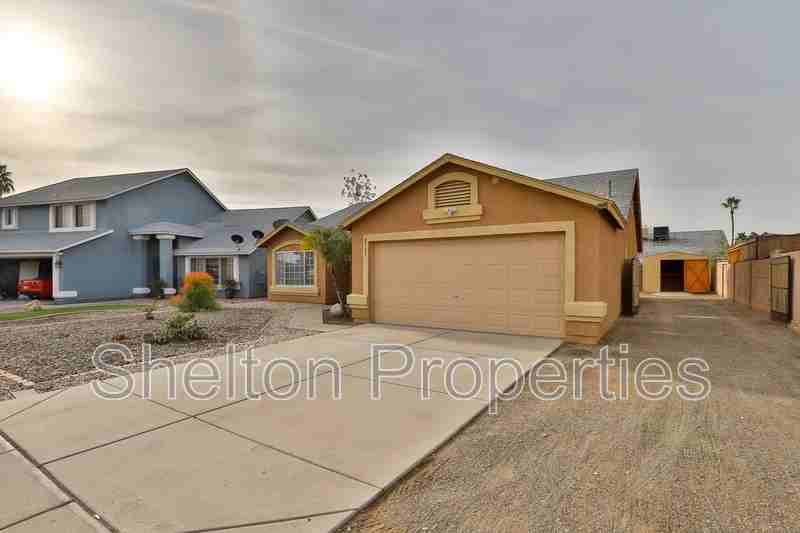 8963 W Ocotillo Rd - Photo 3 of 27