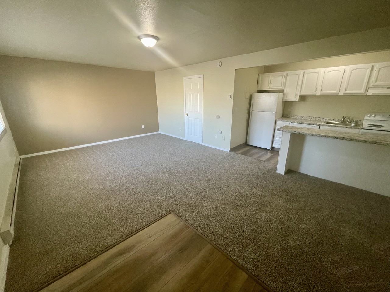 (46) West Midtown Pointe - Photo 2 of 22