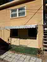 featured image of 40 1/2 Wesley St Lowr