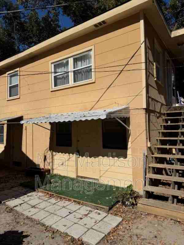 40 1/2 Wesley St Lowr - Photo 2 of 9