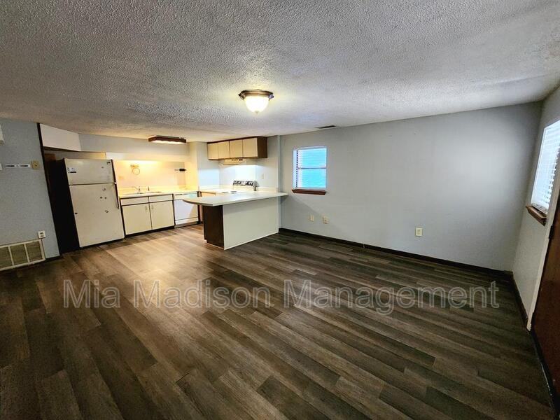 40 1/2 Wesley St Lowr - Photo 4 of 9