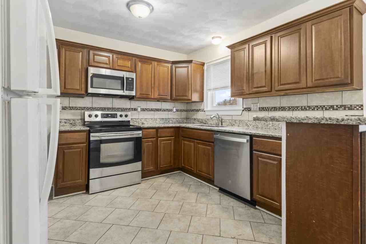 1018 Wolcott Avenue Unit A - Photo 6 of 20