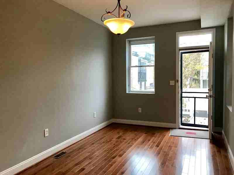 25 N Montford Ave - Photo 5 of 32