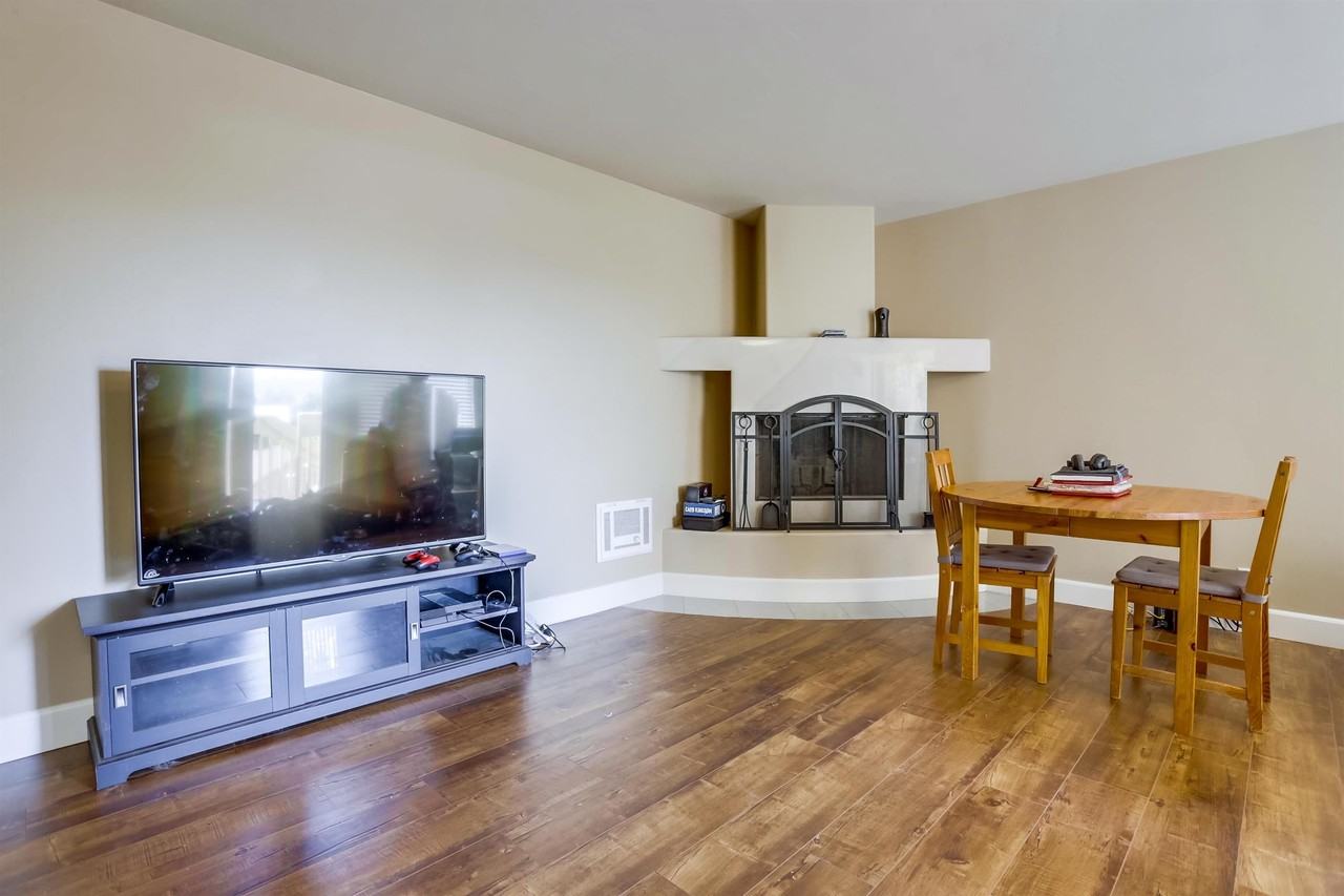 2123 Garnet Avenue - Photo 4 of 24