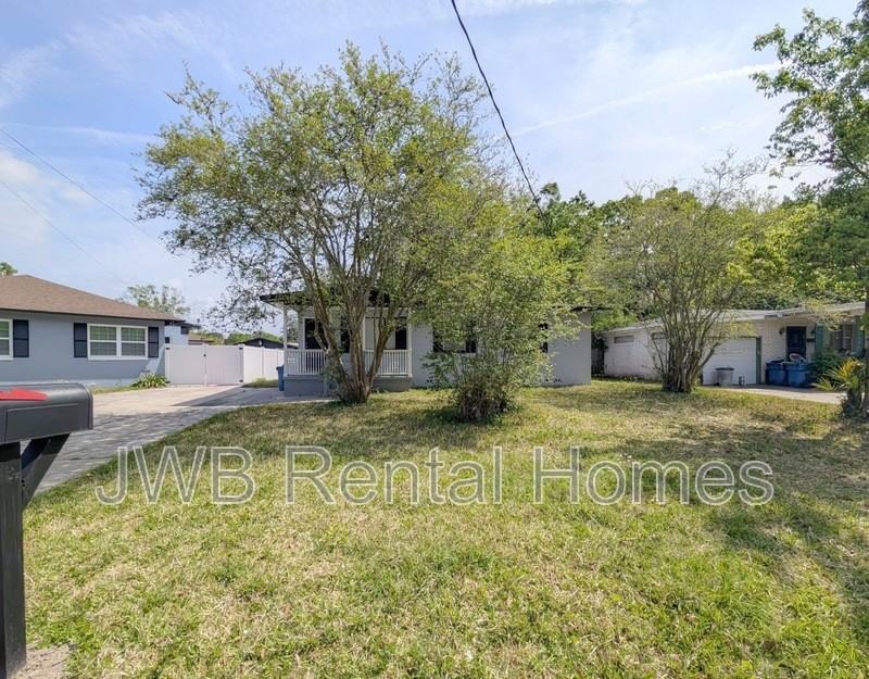 5739 Bree Rd - Photo 2 of 18