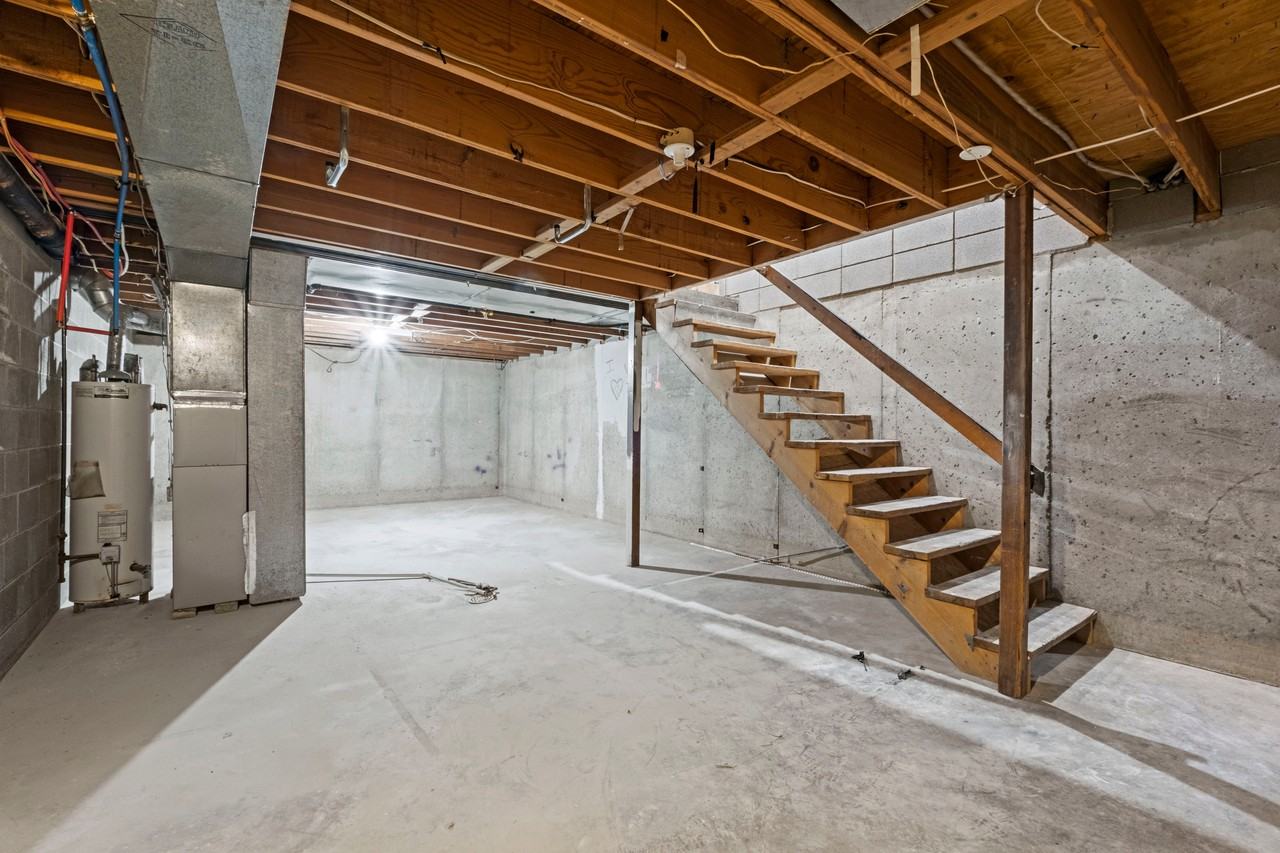 720 Ottawa Street - Photo 5 of 11