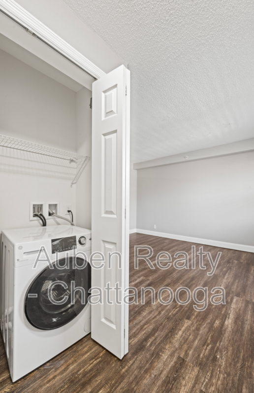 5519 Highway #E - Photo 4 of 10