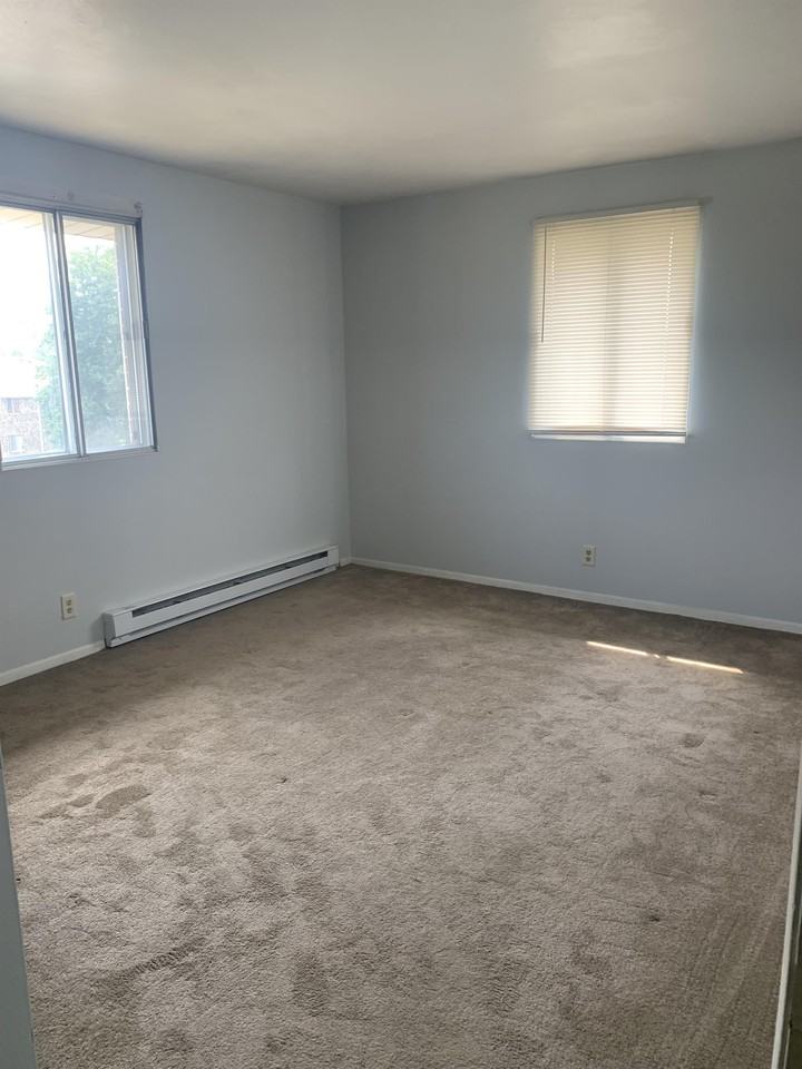 10 Kennedy - Photo 6 of 9