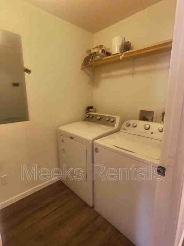 25 Marie Dr - Photo 2 of 10