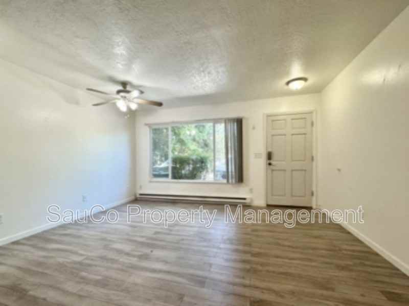 5554 Sw Beaverton Hillsdale Hwy - Photo 2 of 9