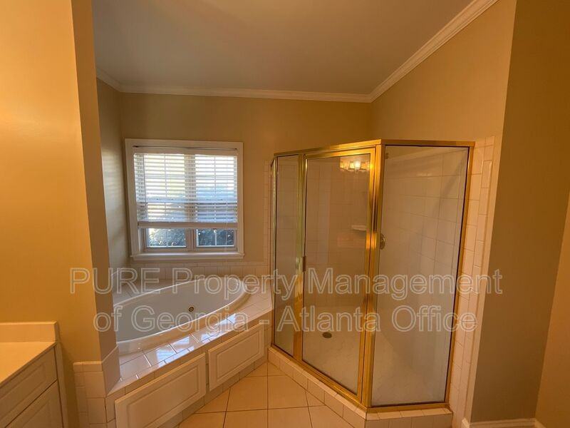 234 Stonington Dr - Photo 5 of 26