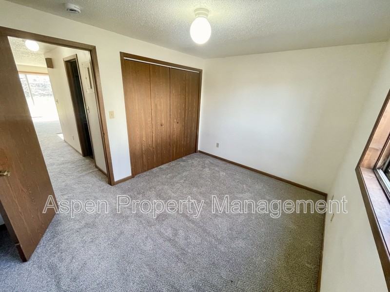 2613 Westwinds Dr #6 - Photo 6 of 7