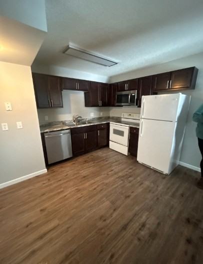 840 10th Avenue - Photo 6 of 26