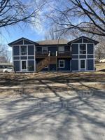 featured image of 708 Ne Ball Dr