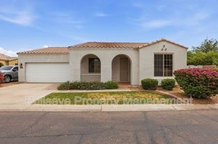 2047 S Jefferson - Photo 1 of 1