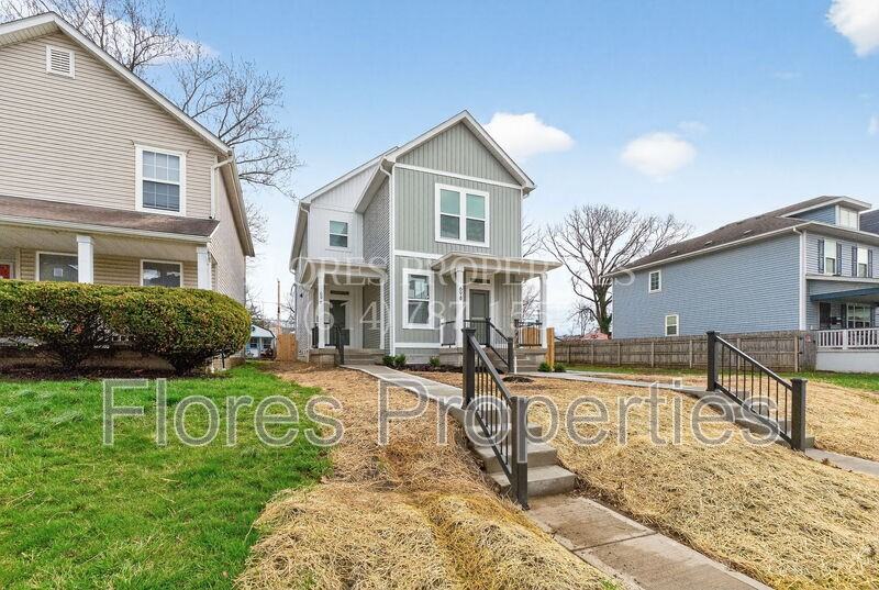 698 S 22nd St - Photo 2 of 38