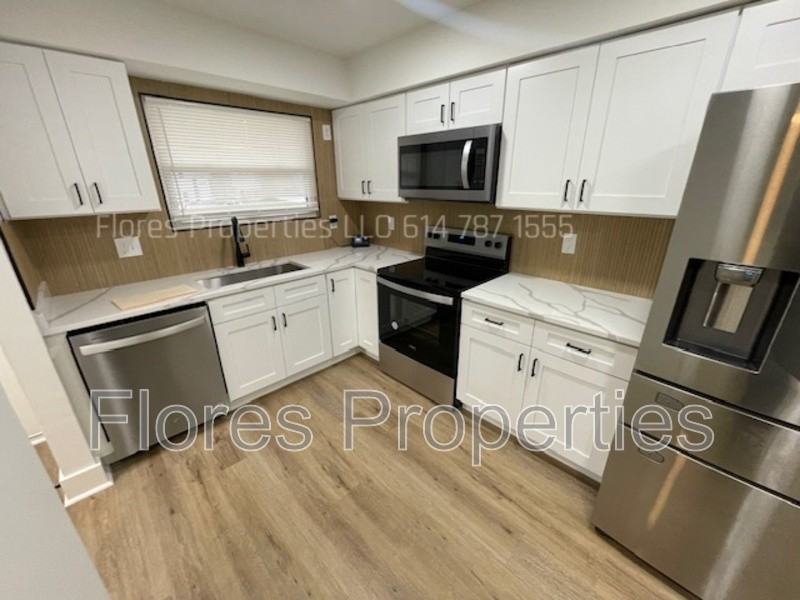 4483 Wingfield St - Photo 2 of 14