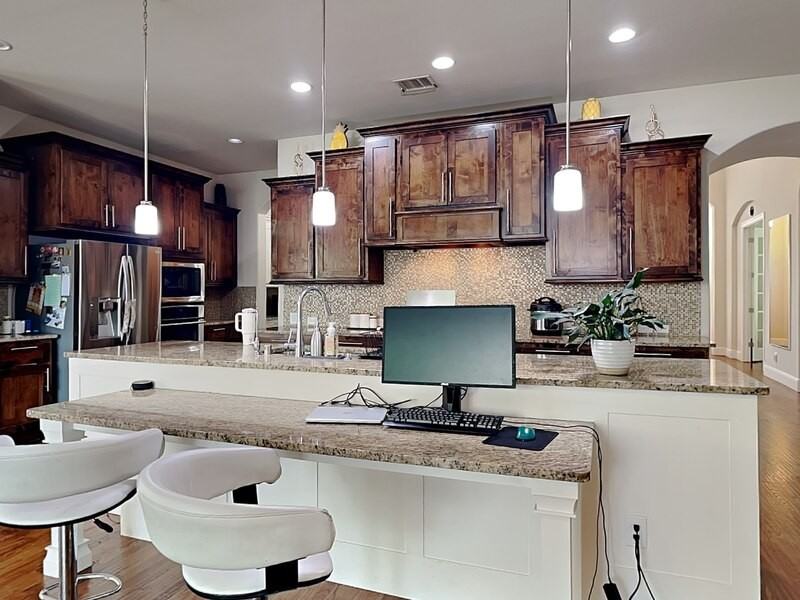 2639 Virginia Pkwy - Photo 4 of 25