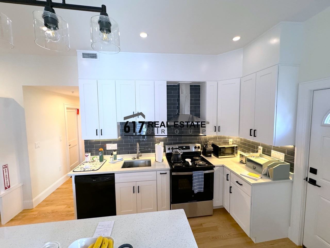 58 Springfield St #3 - Photo 4 of 16