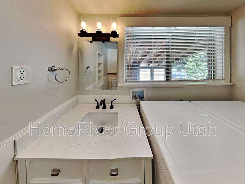 3240 E Mcneill Cir - Photo 7 of 18