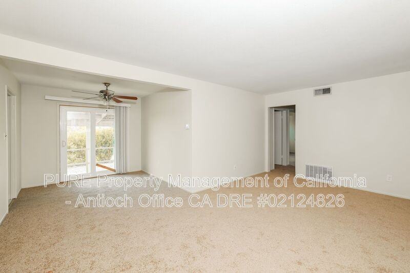 2117 Biglow Dr - Photo 2 of 20