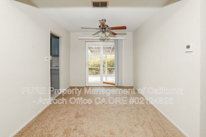 2117 Biglow Dr - Photo 4 of 20