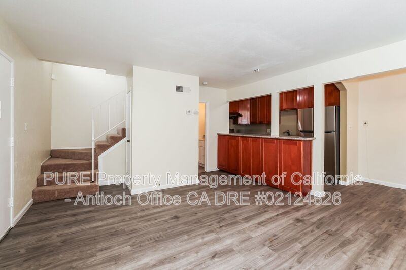 2043 Sierra Rd #11 - Photo 5 of 20