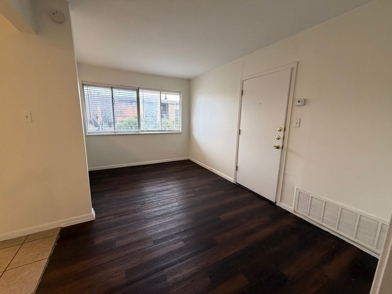 Shanti Apartments - Photo 5 of 18