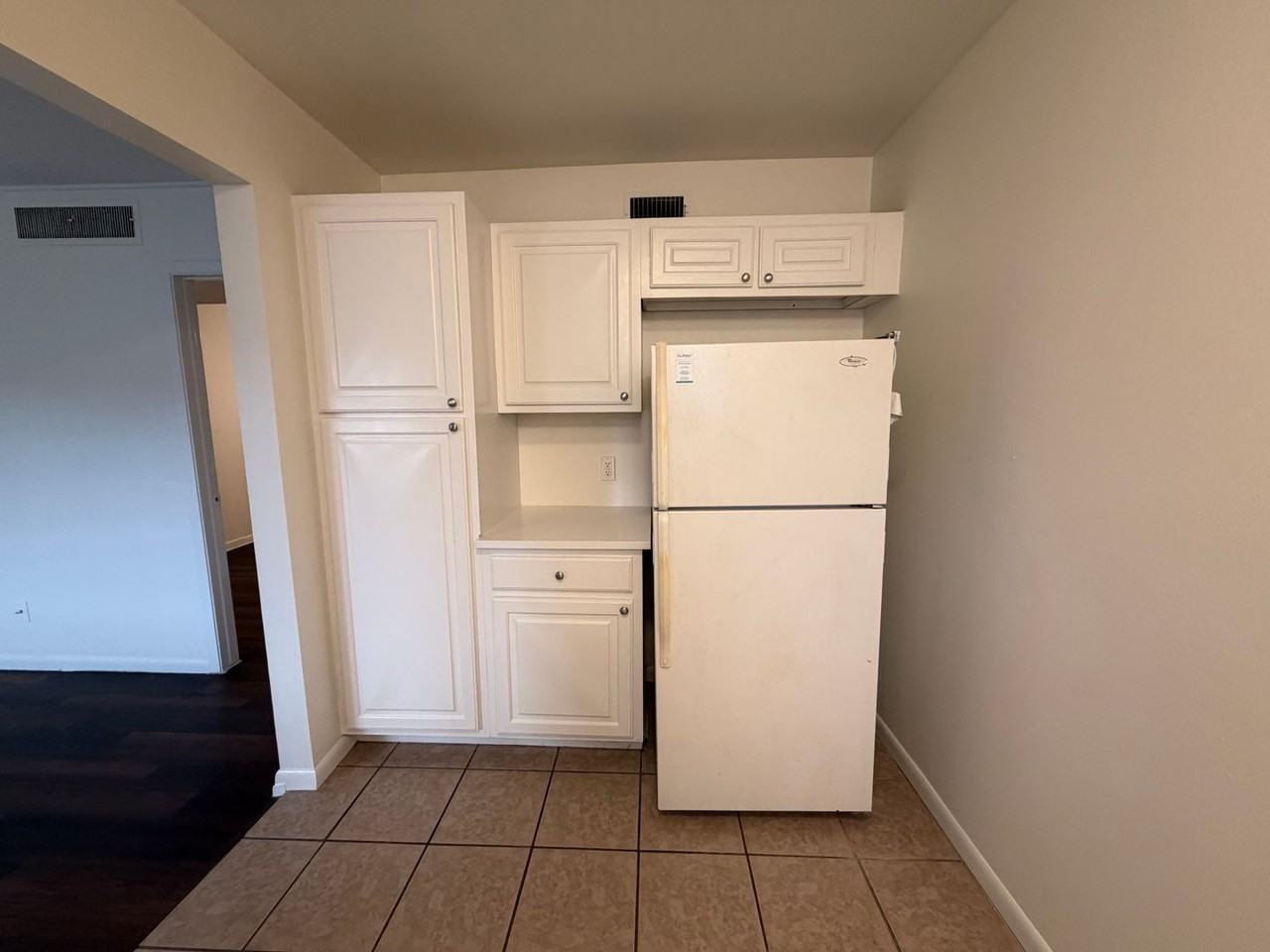 Shanti Apartments - Photo 7 of 18