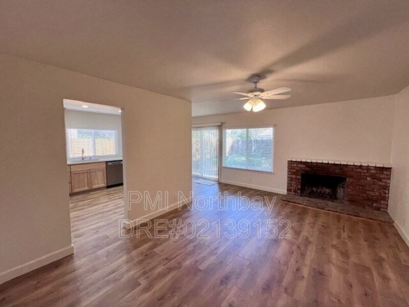 2578 Pembrook Way - Photo 2 of 15