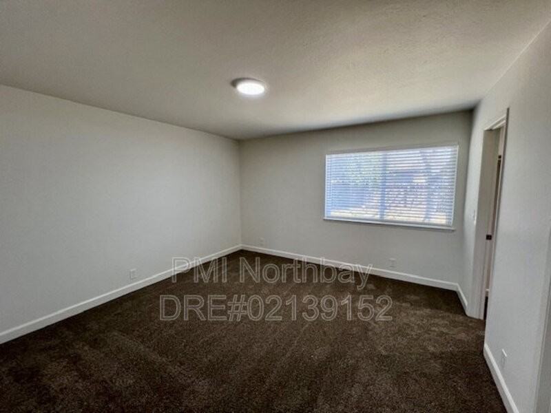 2578 Pembrook Way - Photo 6 of 15