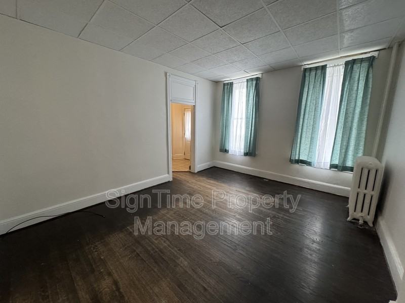 42 East Franklin Street - Photo 2 of 18