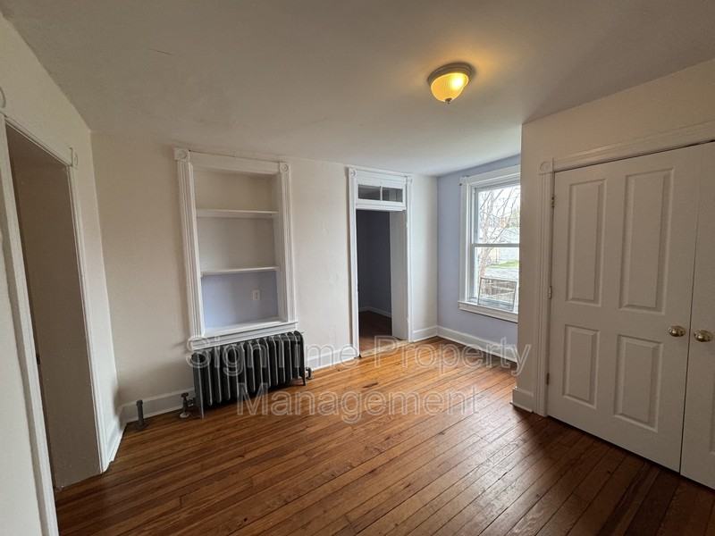 42 East Franklin Street - Photo 3 of 18