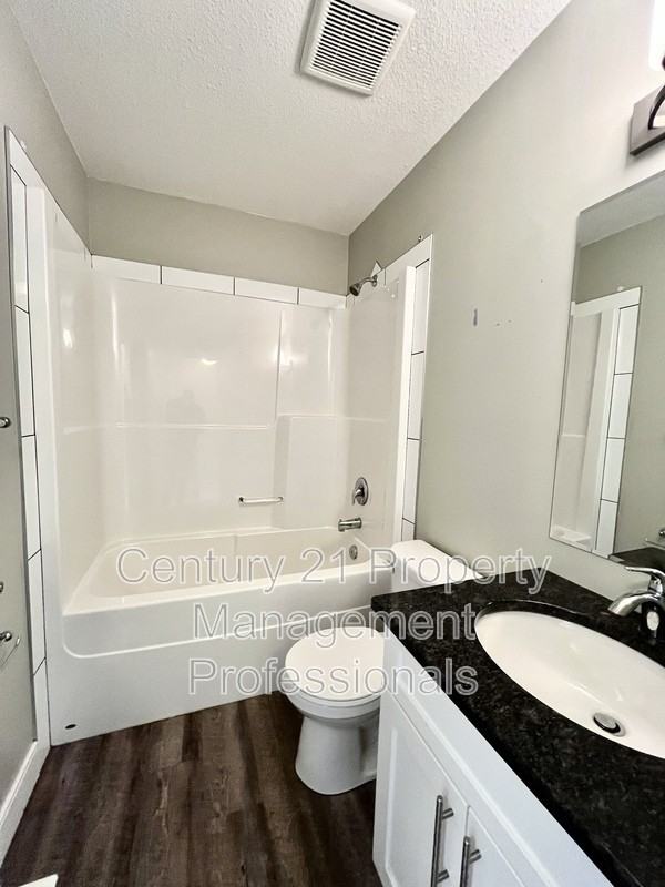 13003-132 Avenue Nw #16 - Photo 7 of 15