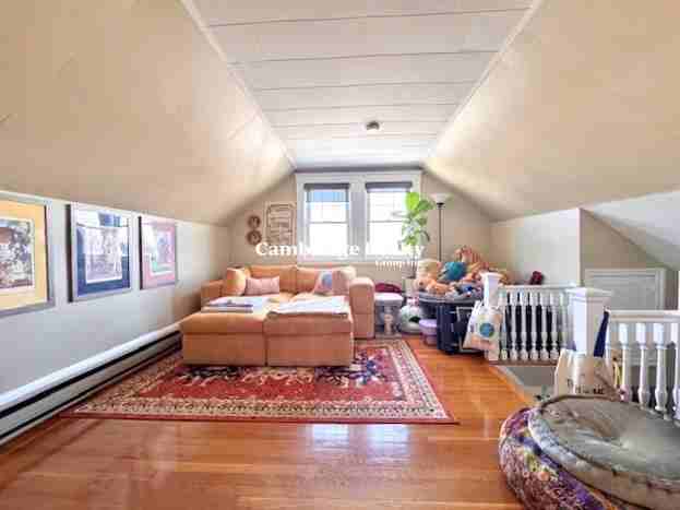 894 Fellsway #2T - Photo 4 of 18