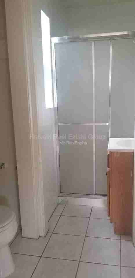 2331 Sacramento St #C - Photo 5 of 6