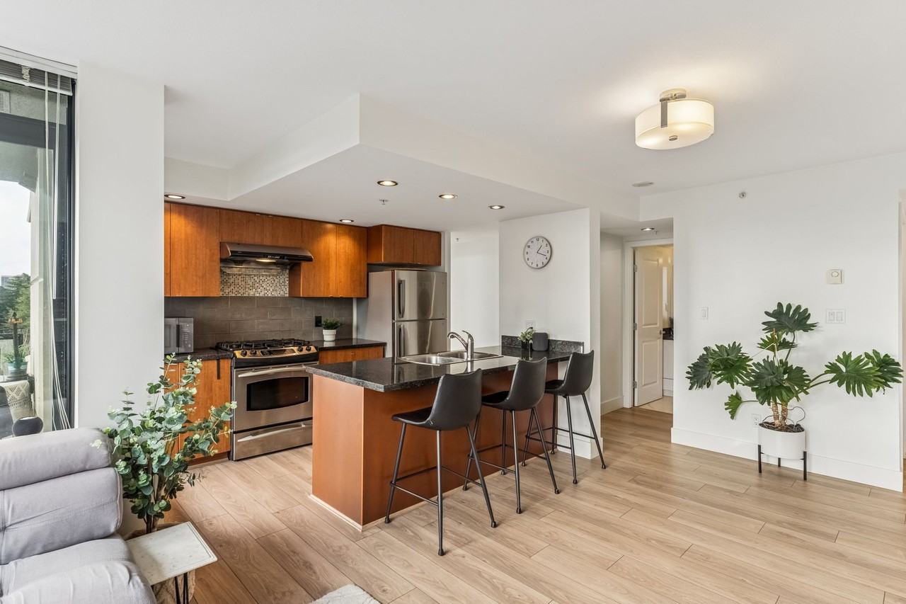 9180 Hemlock Drive #8xx - Photo 3 of 16