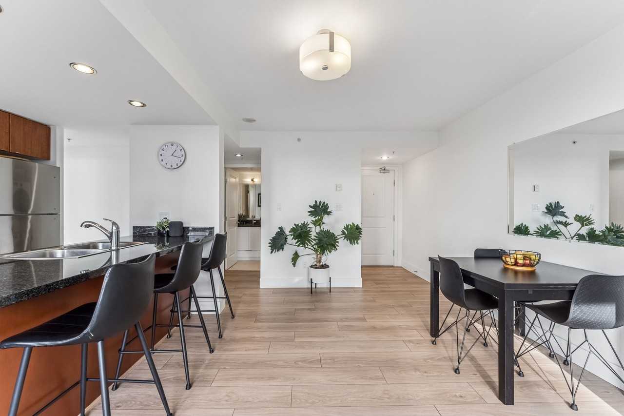 9180 Hemlock Drive #8xx - Photo 4 of 16