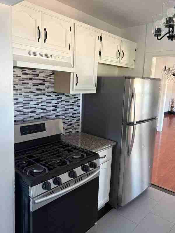 3624 Arlington Ave - Photo 3 of 24