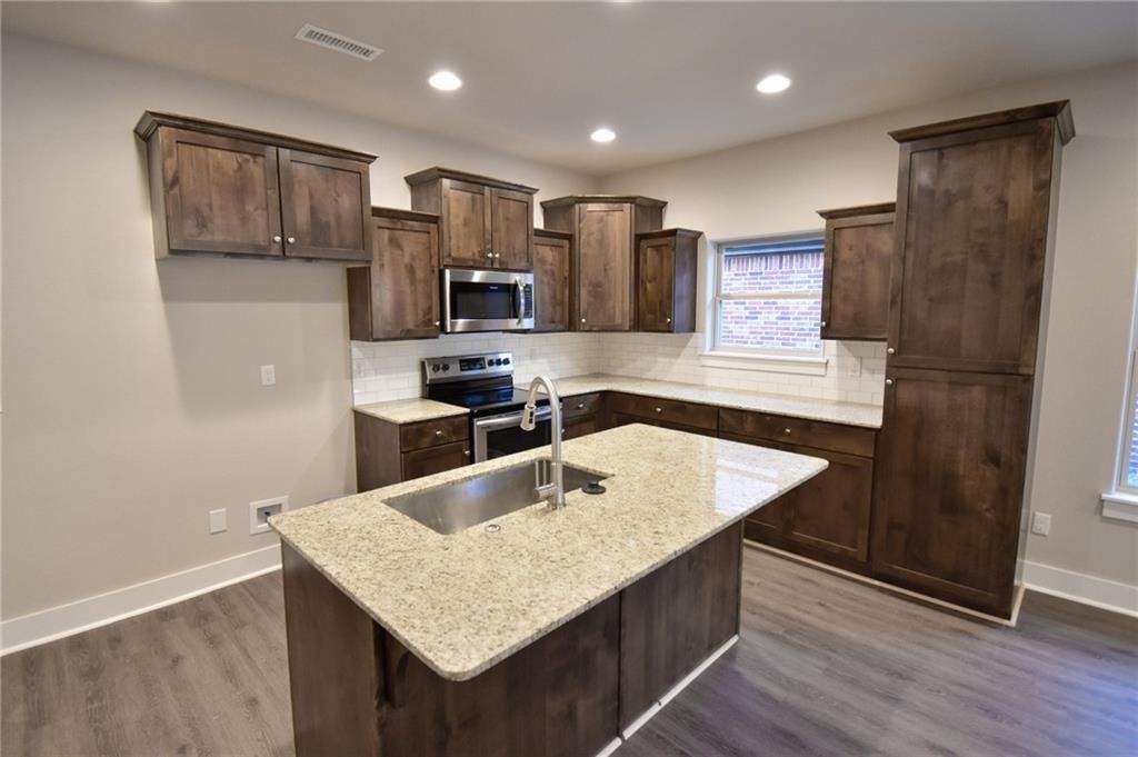 747 N Malbec Rd - Photo 6 of 28