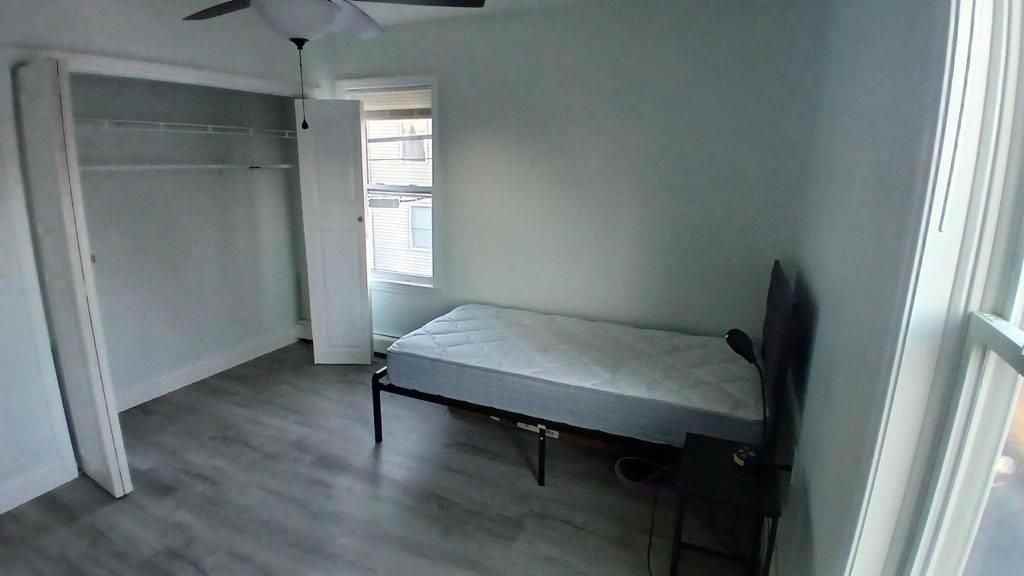 93 Bay View Ave ##2s - Photo 5 of 9