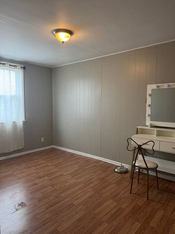 6646 Sylvester St - Photo 5 of 6