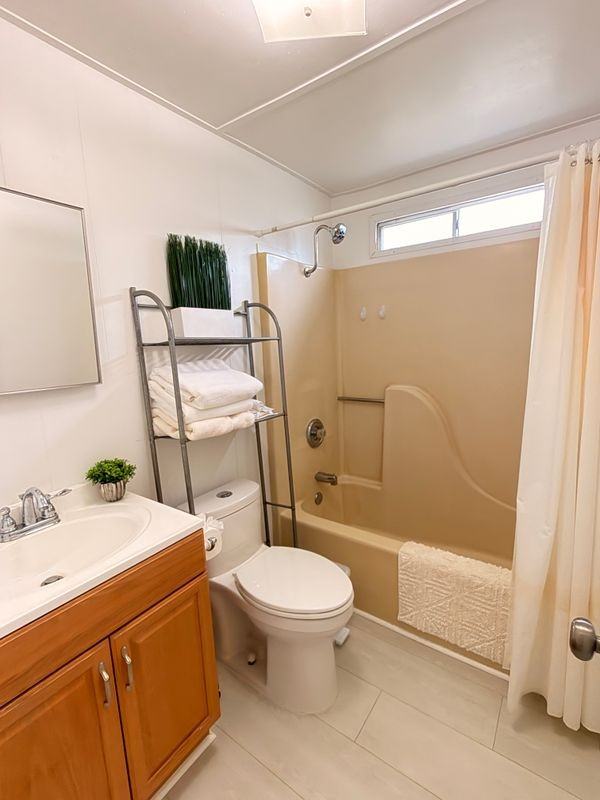 9999 Ne 120th St - Photo 7 of 8