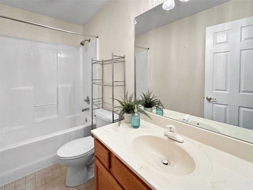 3002 Mckee Rd - Photo 2 of 20